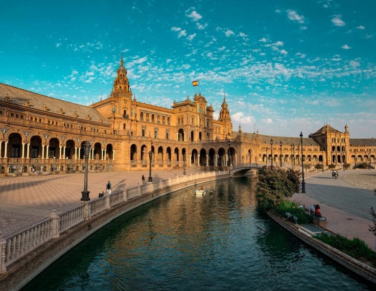 Spain Travel Guide